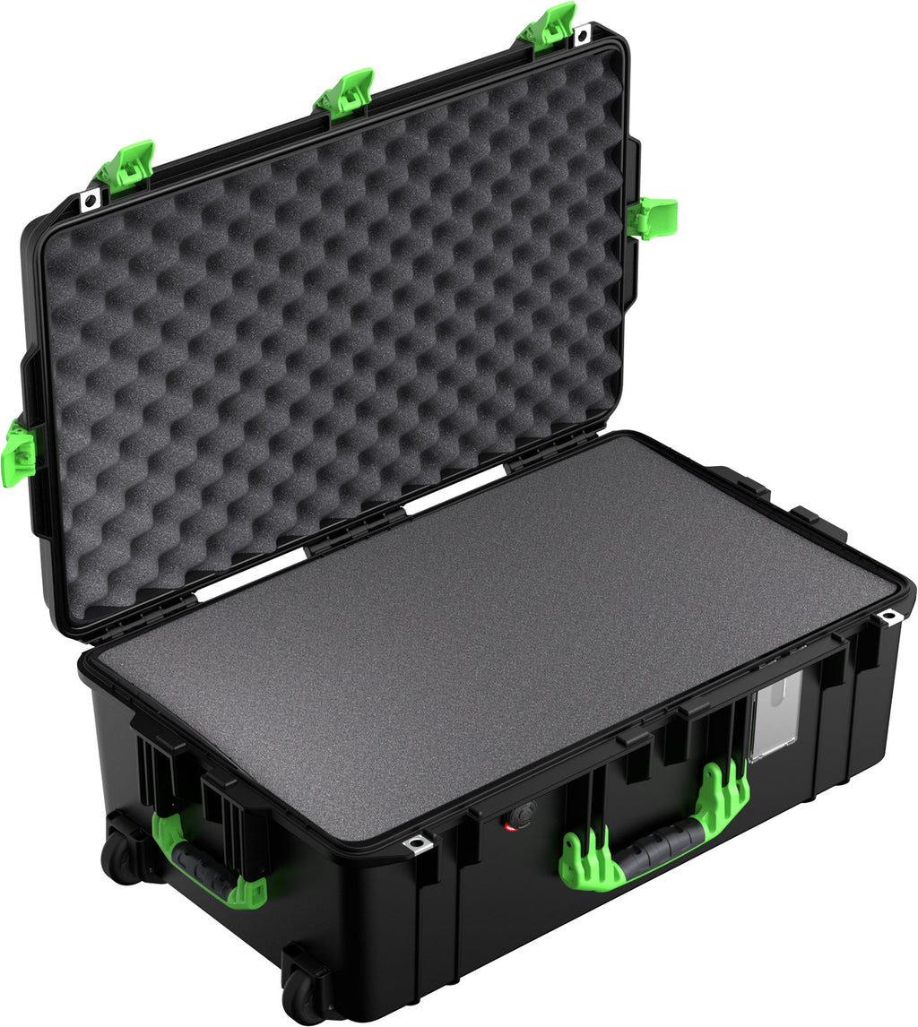 Pelican 1595 Air Case with Foam - Black - view 3