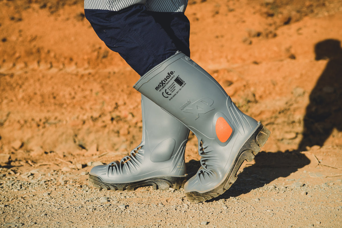 XP Safety Gumboot with Metatarsal Guard - view 2