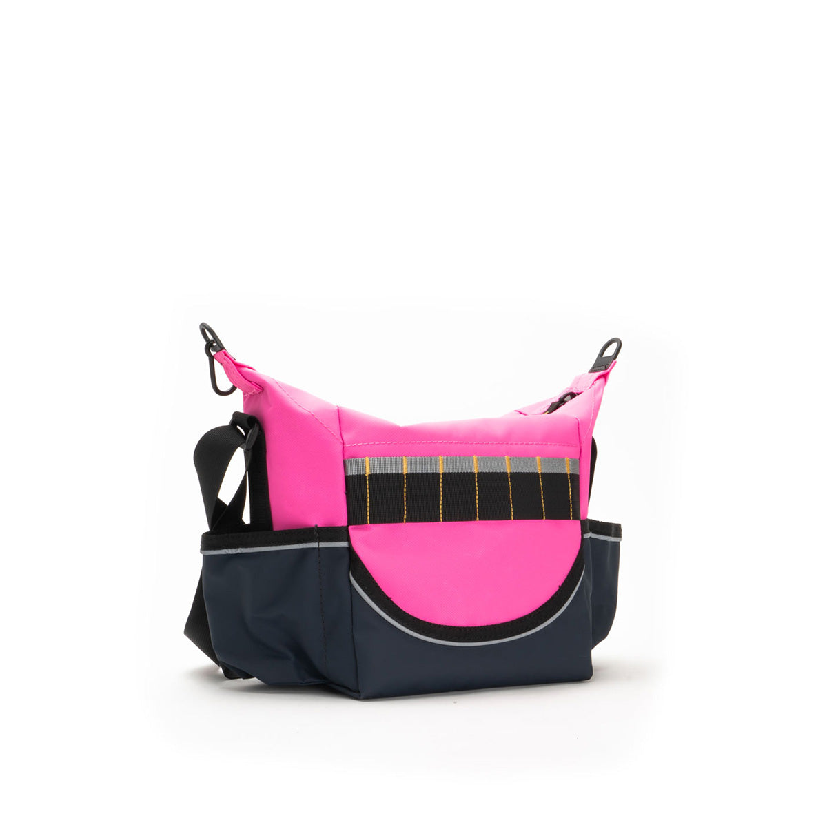 Rugged Xtremes Little Tradie Insulated PVC Crib Bag 8L - Pink - view 2